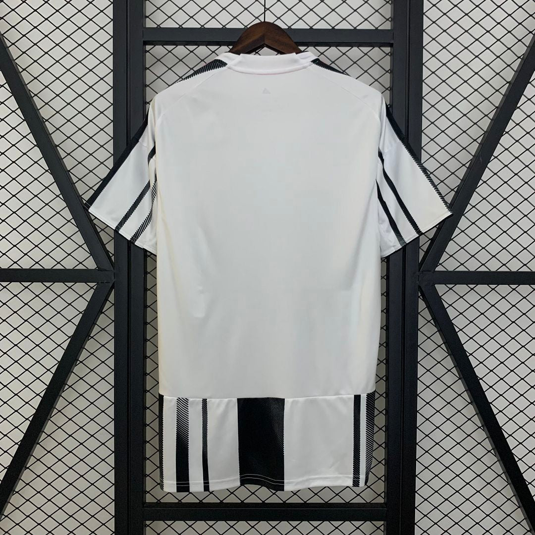 Juventus Home Football shirt 2025/26
