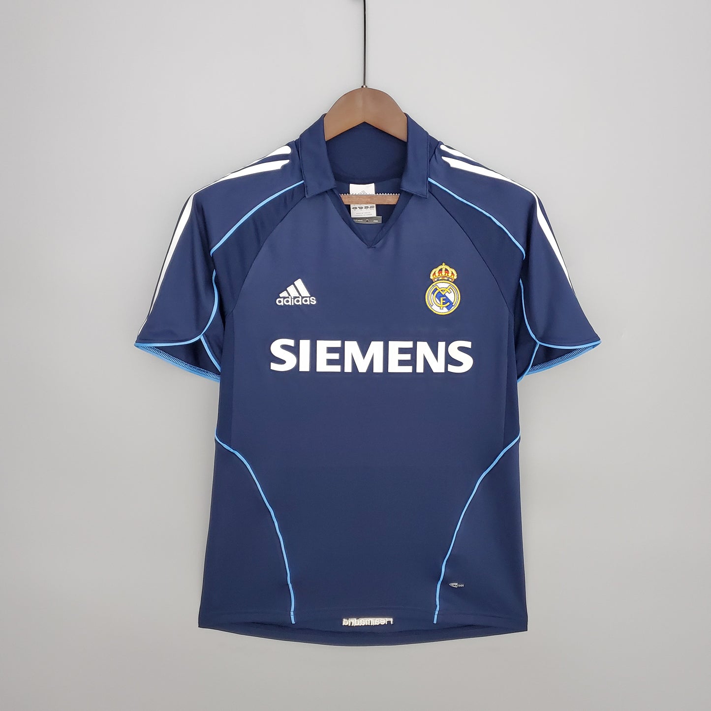 Real Madrid Away Football shirt 2005/06