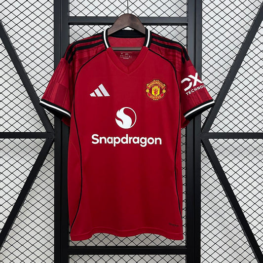 Manchester United  Home Football shirt 2025/26